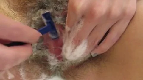 Hairy teen chick hardcore pussy eating live on cam in HD