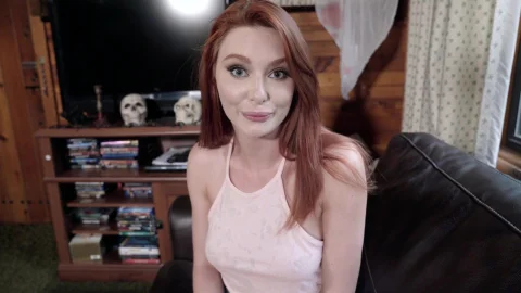 Lacy Lennon is a hairy teen chick